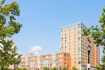 ניו יורק Sky City Apartments מראה חיצוני תמונה